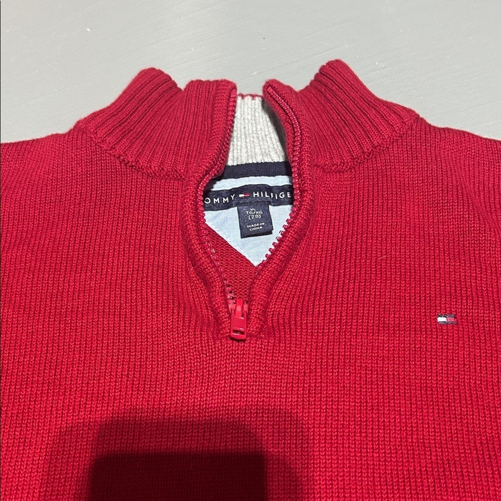 Tommy Hilfiger Sweater - Youth Boys XL - Picture 5 of 8